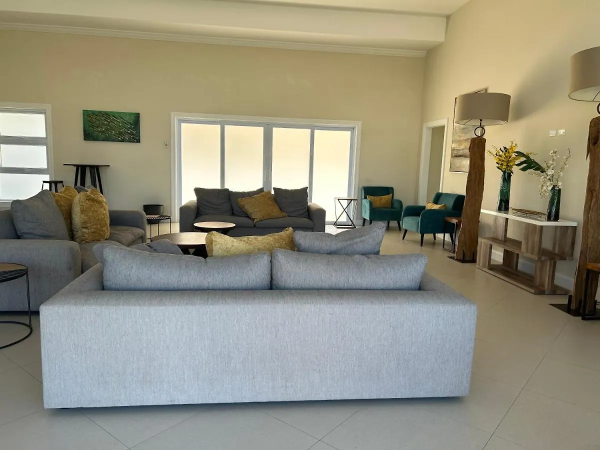 Seamist Villa @Oceanpointe Lucea Comfy 2Br W/Pool Gym & Parking Jamaica