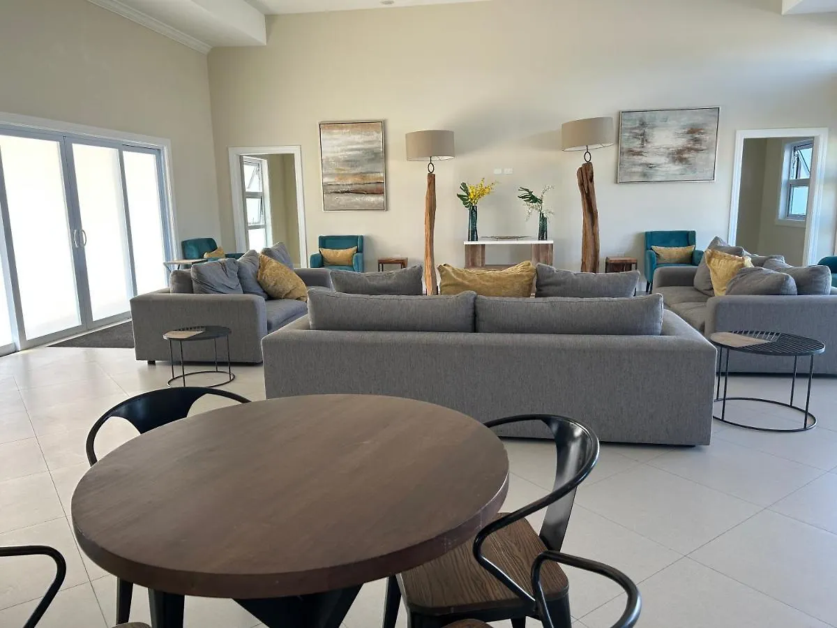 Seamist Villa @Oceanpointe Lucea Comfy 2Br W/Pool Gym & Parking 0*,  Jamaica